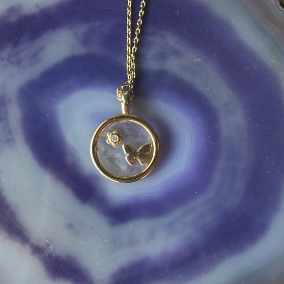 Pressed Flower and Butterfly Gold Dainty Pendant and Chain Necklace - Picture 3 of 6